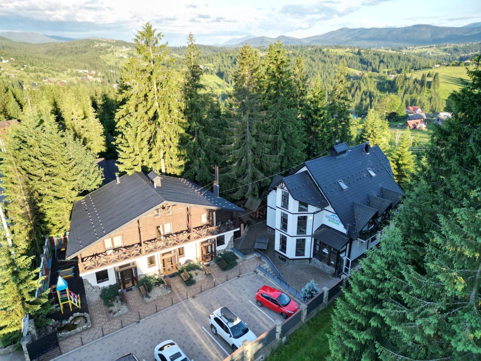 Alpiyskiy Яблоница Экстерьер фото